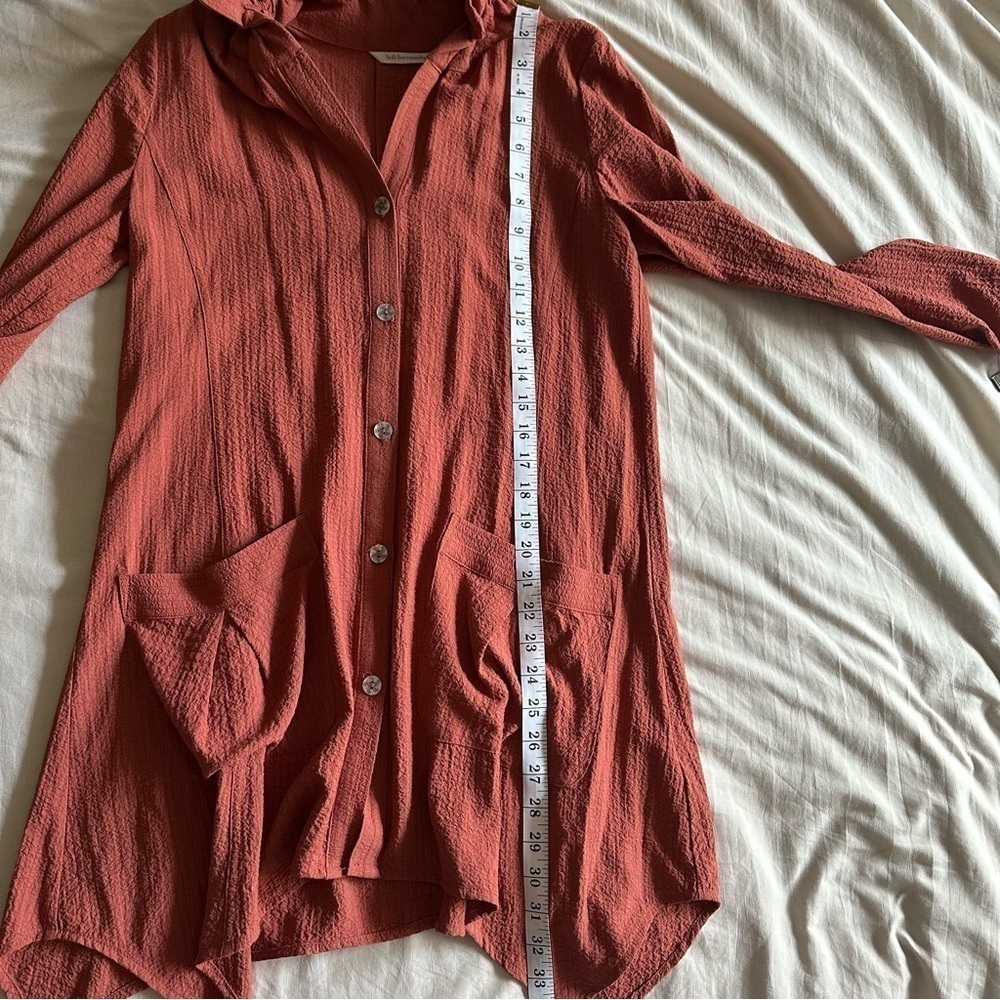 Soft Surrounding Crinkled Gauze Ruched Neck Plein Air Tunic Shirt in Orange XS - Picture 9 of 10